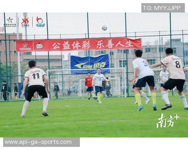 精彩绝伦的足球故事与激情四溢的赛场瞬间尽在这本好看的足球文中